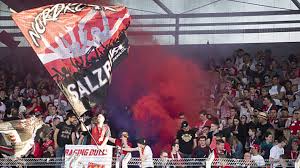 Schlussendlich bejubelten die salzburger den fünften pflichtspielsieg gegen den lask in folge. Vorfall Gegen Lask Salzburg Sprach Stadionverbot Gegen Bollerwerfer Aus Non At