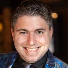 Top 20 Keynote Speakers for Hire in Louisville, KY