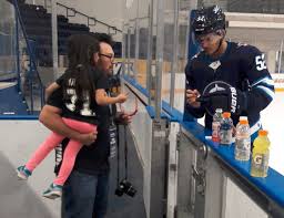 Miami hockey blue line club‏ @miamiblc 15 апр. Future Watch Jack Roslovic Rookie Hockey Cards Jets Go Gts