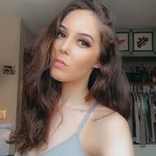 Danielle Robidoux (daniellerobidou)