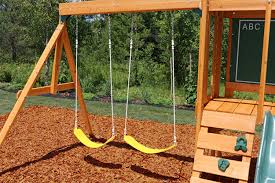 Backyard swing sets create an outdoor play area that's safe, fun and that will give your kids memories to last a lifetime when you get one of our backyard swing sets. Amazon Com Kidkraft Andorra Cedar Wood Swing Set Playset F24140 Toys Games