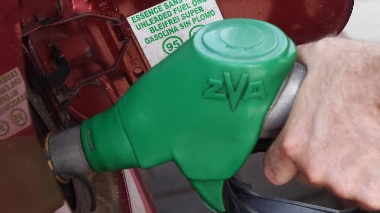 Caro-carburanti, a Milano la benzina vola oltre i 2,6 euro