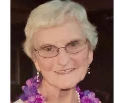 Yuko Smith's Instagram, Twitter & Facebook