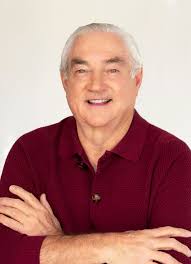 Did you know former University of Oklahoma and Tampa Bay Buccaneers legend  Lee Roy Selmon helped start the football program at the University of South  Florida? Selmon served as assistant athletic director,