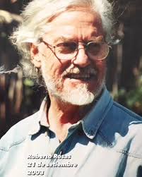 Hace 20 años Roberto Rosas preparaba los festejos por el Día del Artista  Plástico en su taller, el 21 de setiembre de 2003. A través de la Fundación  Rosas para la Escultura