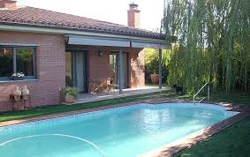 Tenemos una amplia oferta de pisos y casas con excelentes descuentos. Casa En Alquiler Con Piscina Y Chimenea Cornella Del Terri Girona Gerona