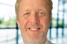 Benjamin Jacobi's Instagram, Twitter & Facebook