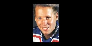 Das Denkmal kommt mit