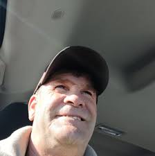 Making a spare car key from non-functional ones and even a quarter