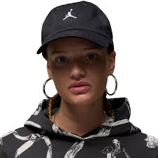 Black Jordan Close Cap Jordan Club Cap