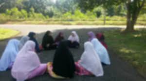 Tidak ada yang lebih berat dalam timbangan daripada akhlak yang baik, dan sesungguhnya orang yang berakhlak baik akan mencapai derajat orang yang. Pusat Pemulihan Akhlak Remaja Perempuan Siaran Facebook
