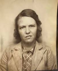 Who are the girls in the old pictures from the mid '30s in Oil Trough,  Arkansas?