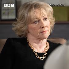 The new series of #WaterlooRoad sees the introduction of Lindsey Coulson,  alongside six new cast members