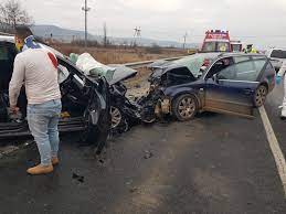 Din primele informații primite sunt 5 autoturisme implicate, 3 victime neincarcerate. Stiri Accident Dn1 Pagina 1 Din 1 Stirileprotv Ro