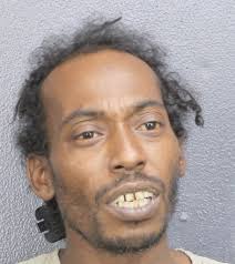 RICH, NIGEL JERMAINE 01/15/1983 BLACK M CHARGES: 784.03-1a1(HG): TOUCH OR  STRIKE/BATTERY/DOMESTIC VIOL ( Bond: 0.00 ) 948.06: PROBATION VIOLATION OR  COMMUNITY CONTROL/FELONY (POSS.CONTROL SUBS/OTHER) ( Bond: 0.00 )