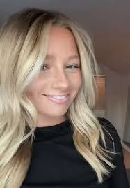 Julianna Olson's Instagram, Twitter & Facebook