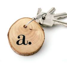 Porte Cles En Rondin De Bois Porte Cles En Bois Bricolages En Bois Ronds En Bois