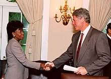 Maxine waters's estimated net worth for 2018 is $793,006. Maxine Waters Wikipedia