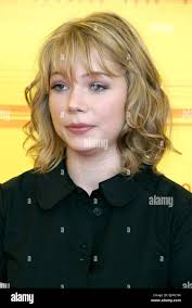 Michelle williams left hi-res stock photography and images