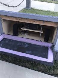 Hiding A Projector In A Gravestone More Pis On Halloween Forum Diy Halloween Projects Halloween Projector Halloween Outdoor Decorations