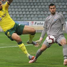 Valencia's thierry correia started at right back in every group stage match. Diogo Costa Estrelas Da Formacao Do Fc Porto Invicta De Azul E Branco