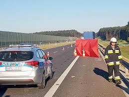 Dwa pasy w kierunku wyszkowa są zablokowane. Smiertelny Wypadek Na S8