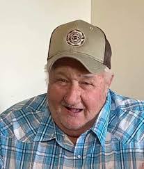 Derrick Mallory's Instagram, Twitter & Facebook