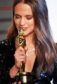 She asks the local swedes about everything from ikea to how she can meet actress alicia vikander. Avikandersource Alicia Vikander Vanity Fair Oscar Party Oscar Fashion