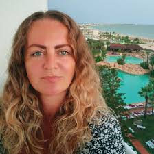 Hi everyone Gonna visit my family end of November to celebrate my birthday  Any recomendation for a good hairdresser......