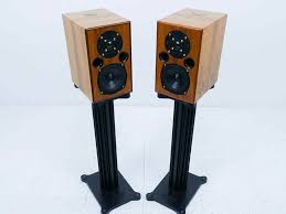 Ae Ae 1 Signature Bookshelf Speakers Santos Rosewood Pair W Stands 15058 Monitors Speakers For Sale Bookshelf Speakers Speaker Design