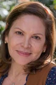 Elvira Muller's Instagram, Twitter & Facebook