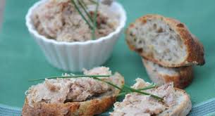 Des Rillettes Pour Un Apero A La Bonne Franquette En 2020 Rillettes Poulet Roti Recette Facile