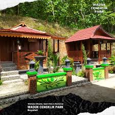 Tiket ini termasuk tiket masuk bird aviary, tiket masuk rabbit house, tiket masuk rabbit garden, dan 1x pengalaman naik kuda. Waduk Cengklik Park Tujuan Wisata