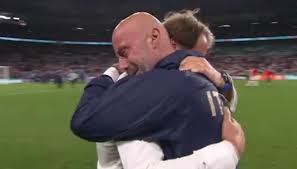 Ce li ricordiamo vialli e mancini in nazionale? Yp0gvqdlz8uqdm