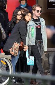 The baby is named after culkin's late sister. Macaulay Culkin And Brenda Song Enjoy Break In Paris Daily Mail Online