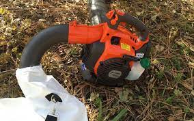 A backpack leaf blower can offer some advantages over a traditional leaf blower simply because it is easier to use. Husqvarna Blower Vacuum Mulcher 125bvx Product Review