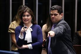 Então, infelizmente vi que isso deixa marcas. Simone Tebet Temos Um Presidente Que Quando Fala Cria Crise