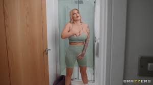 Fucking the Gym Bunny Louise Lee - The Boobs Blog 👀