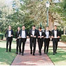 アッシャー 結婚 式