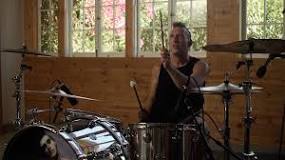 Who does Stephen Perkins play for?