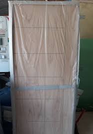 Kita bisa memilihnya sesuai dengan keinginan. Pintu Kayu Solid Engineering Cv Bangun Tujuh Cahaya