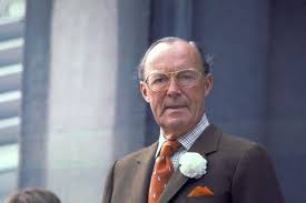 Zijn vader, een beroepsmilitair, werd door de speciale staf van prins bernhard gedetacheerd bij de garage van het koninklijk huis. Testament Van Overleden Prins Bernhard Zet Nederland Op Stelten Minnares Erfde Meer Dan Koningin Juliana Royalty Hln Be