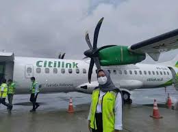 You can contact our call center at 0804 1 080808 or visit our live chat portal in our website www.citilink.co.id. Staff Bandara Posts Facebook