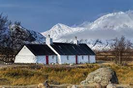 Black Rock Cottage In Glencoe Black Rock Beautiful Places Photos Of The Week