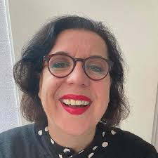 She took her first private singing lessons with the bulgarian soprano dobrinka yankova. Francis Van Broekhuizen Op Instagram Jaaaaa Ik Ben Dus Effe Na 100 Jaar Weer Naar De Kapper Gegaan Lekker Kort En Dus Los Hi Round Glass Square Glass Cute