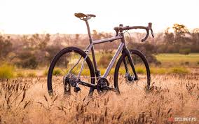 België synonyms, belgië pronunciation, belgië translation, english dictionary definition of belgië. Curve Cycling Belgie Spirit Titanium All Road Frameset Review Cyclingtips