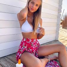 Jun 09, 2021 · recorrendo ao instagram, a atriz margarida corceiro partilhou um importante alerta, para os seguidores. Magui Corceiro The Young Portuguese Actress Who Made Joao Felix Fall In Love Margarida Corceiro Has More Than 940 000 Followers Marca English