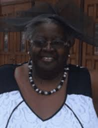 Cecile Giles's Instagram, Twitter & Facebook