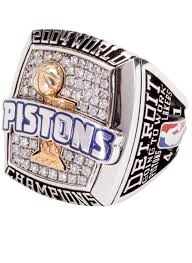 Rings are presented to the team's players, coaches, and members of the executive front office. Check Out Nba Championship Rings Through The Years Hoopshype