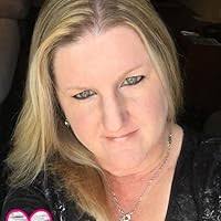 Peggy Downing's Instagram, Twitter & Facebook